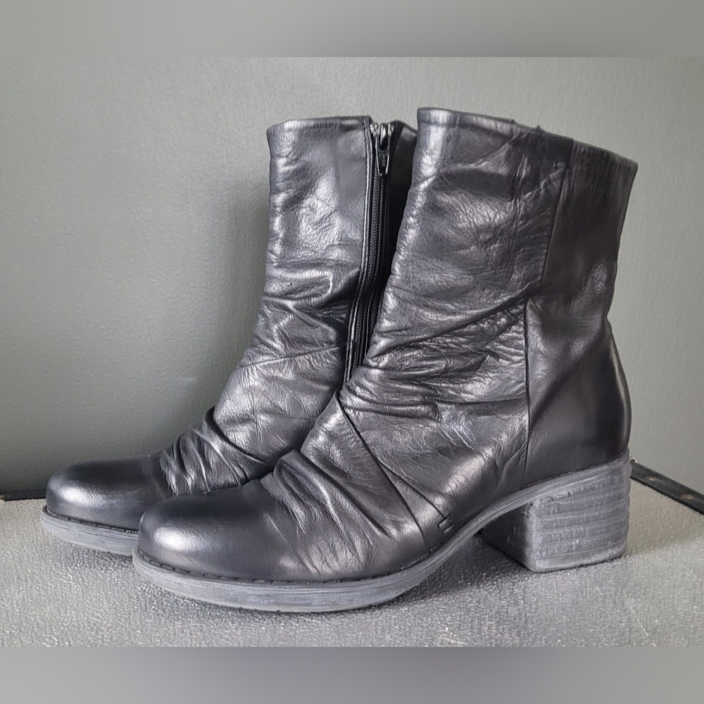 Miz Mooz 'Gem' Black Leather Ankle Boots.